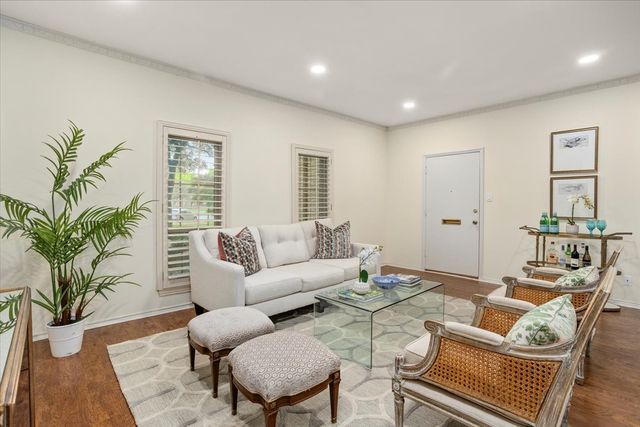 4312 Bellaire Drive S 141, Fort Worth, TX 76109