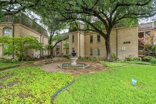4312 Bellaire Drive S 141, Fort Worth, TX 76109