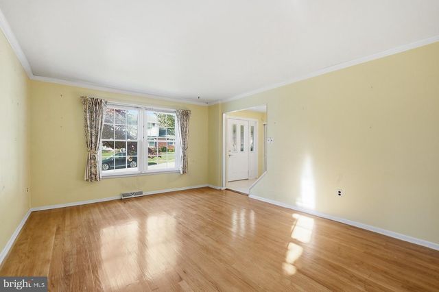 7 WHEATFIELD DR, Wilmington, DE 19810