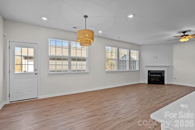 15721 White Quartz Lane, Davidson, NC 28036