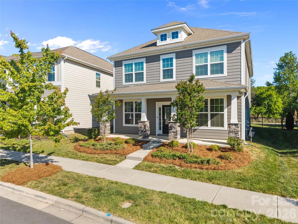 15721 White Quartz Lane, Davidson, NC 28036