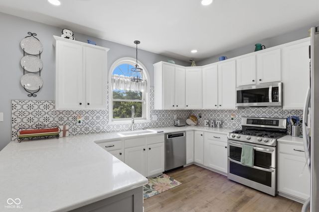 1841 Versailles Drive, Greenwood, IN 46143