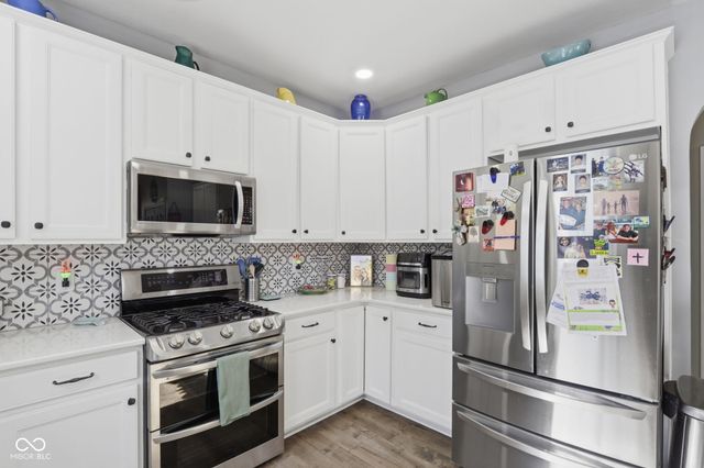 1841 Versailles Drive, Greenwood, IN 46143
