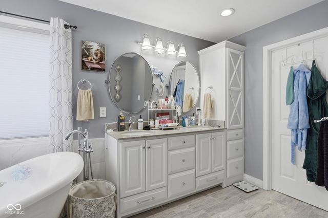 1841 Versailles Drive, Greenwood, IN 46143