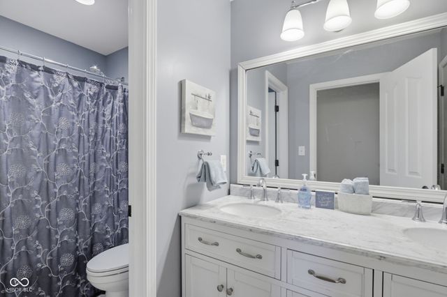 1841 Versailles Drive, Greenwood, IN 46143