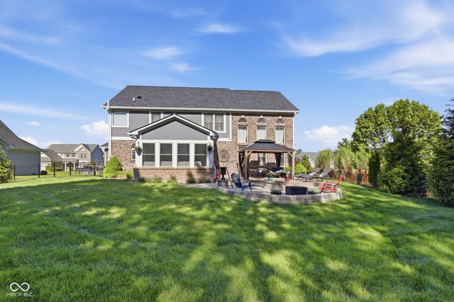 1841 Versailles Drive, Greenwood, IN 46143