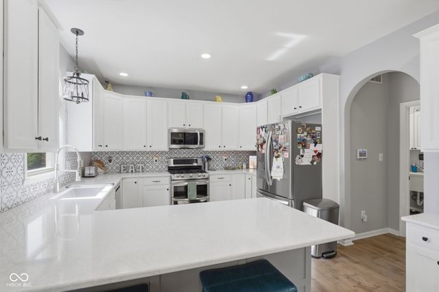 1841 Versailles Drive, Greenwood, IN 46143