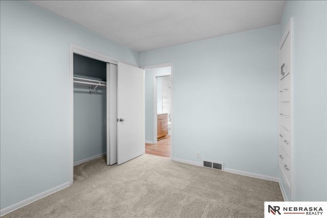 5008 N 64th Street, Omaha, NE 68104