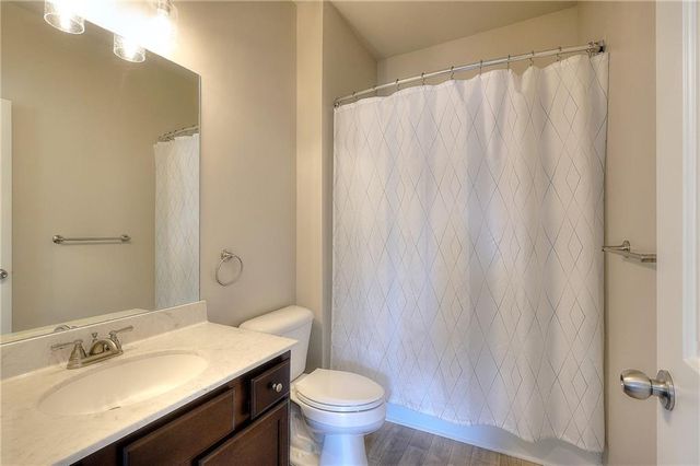 1319 Kim Manor Way, Lawrenceville, GA 30043