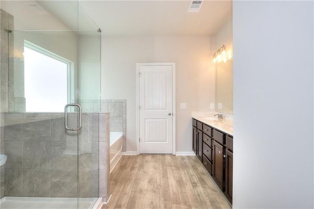 1319 Kim Manor Way, Lawrenceville, GA 30043