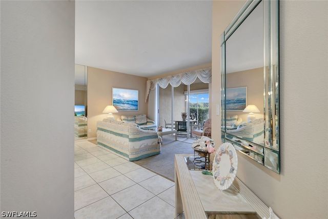 6384 Huntington Lakes CIR 103, Naples, FL 34119