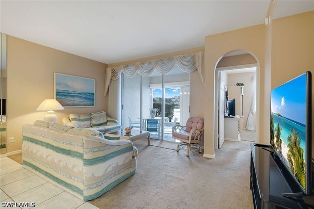 6384 Huntington Lakes CIR 103, Naples, FL 34119