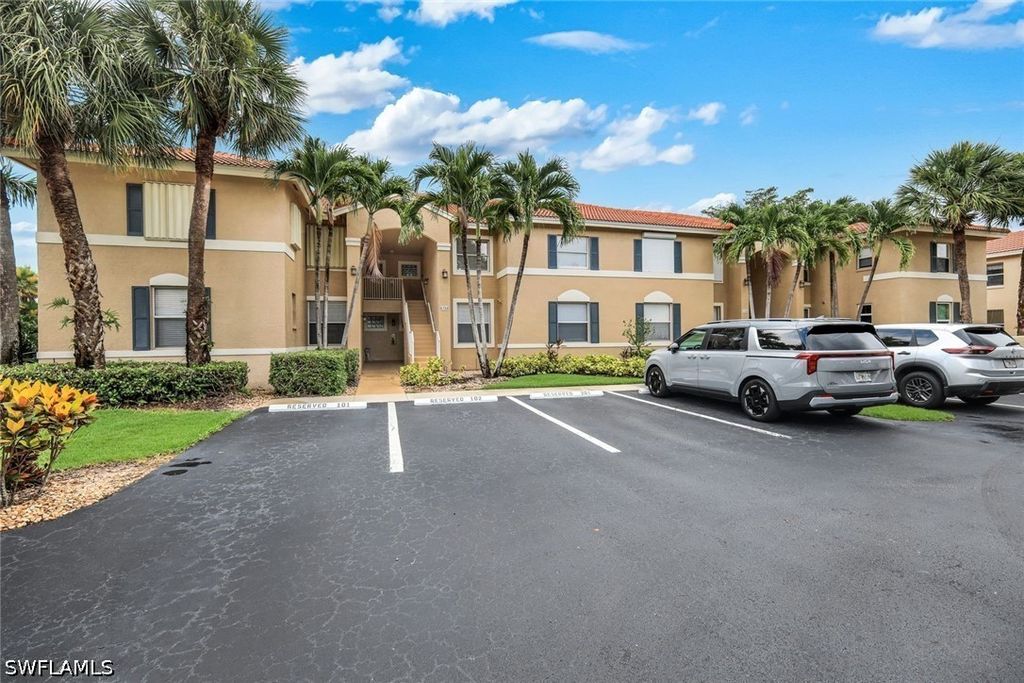 6384 Huntington Lakes CIR 103, Naples, FL 34119
