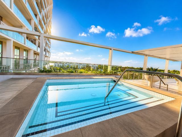 2000 metropica way 2208, Sunrise, FL 33323