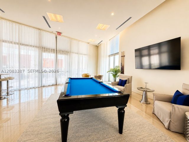2000 metropica way 2208, Sunrise, FL 33323