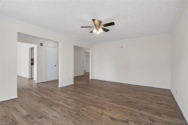 3 Calhoun ST, Hampton, VA 23669