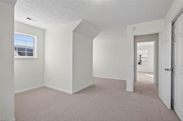 3 Calhoun ST, Hampton, VA 23669