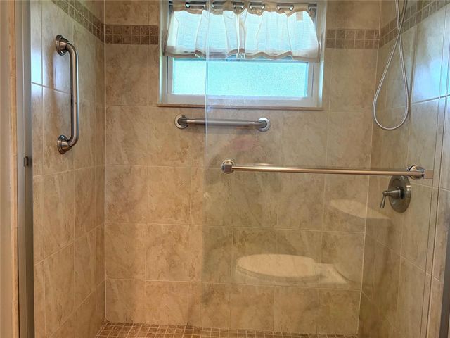 8701 NW 11th St 8701, Plantation, FL 33322