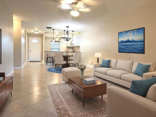 8701 NW 11th St 8701, Plantation, FL 33322