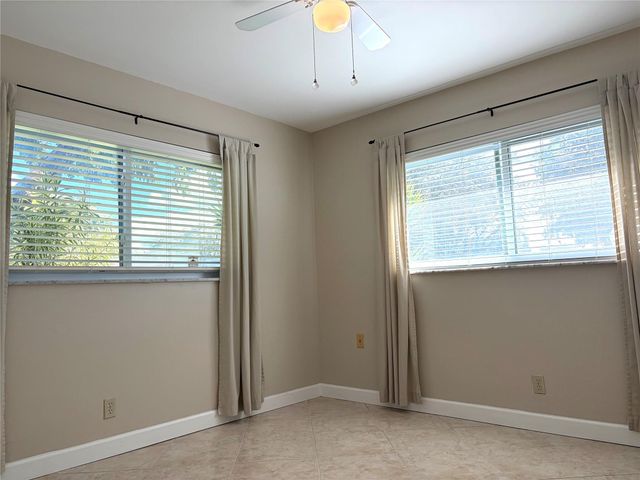 8701 NW 11th St 8701, Plantation, FL 33322