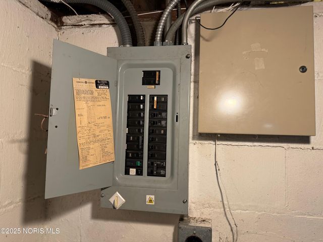 319 W Capistrano Avenue, Toledo, OH 43612