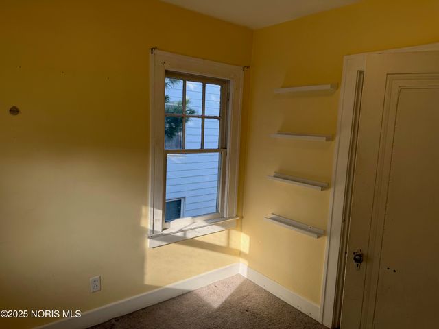 319 W Capistrano Avenue, Toledo, OH 43612