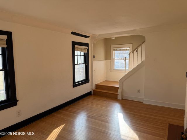 319 W Capistrano Avenue, Toledo, OH 43612