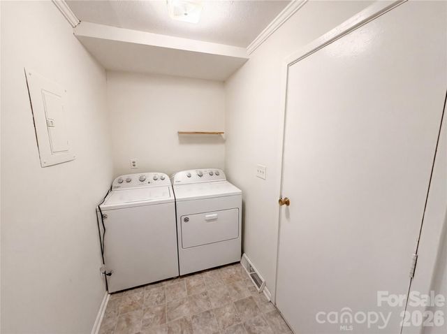 1508 W Colonial Drive, Salisbury, NC 28144
