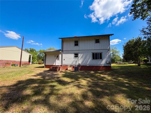 1508 W Colonial Drive, Salisbury, NC 28144
