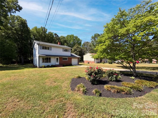 1508 W Colonial Drive, Salisbury, NC 28144