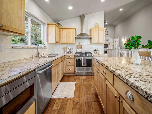 5031 Shooting Star, Pollock Pines, CA 95726