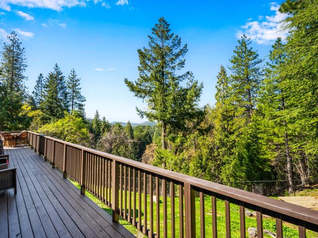 5031 Shooting Star, Pollock Pines, CA 95726