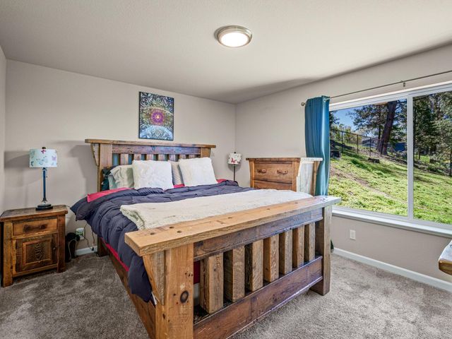 5031 Shooting Star, Pollock Pines, CA 95726