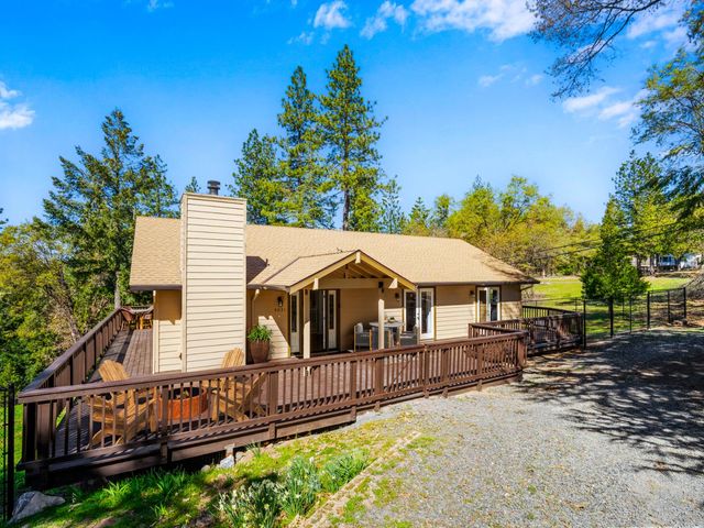5031 Shooting Star, Pollock Pines, CA 95726