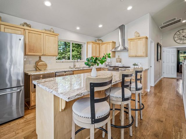 5031 Shooting Star, Pollock Pines, CA 95726