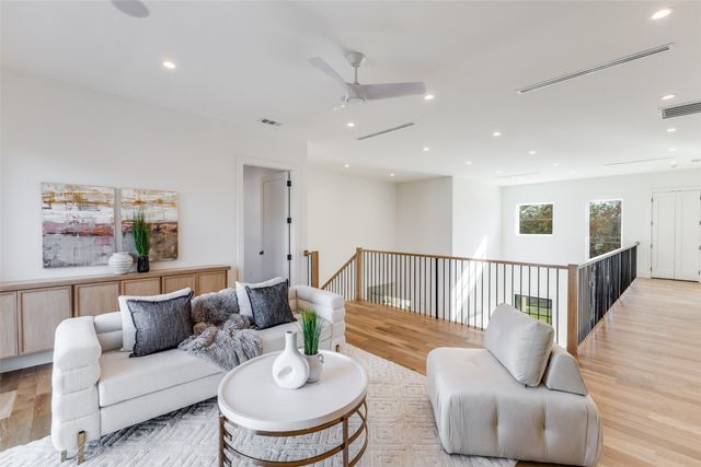 3725 Bolivar Drive, Dallas, TX 75220