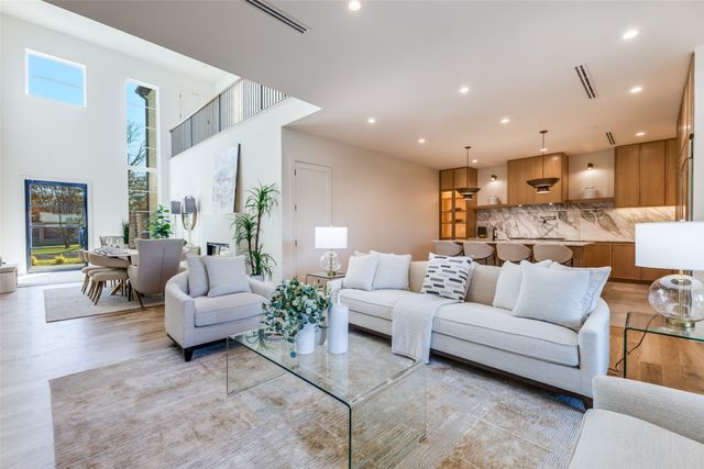 3725 Bolivar Drive, Dallas, TX 75220