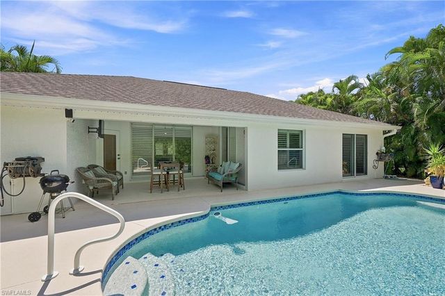 1729 El Dorado PKWY W, Cape Coral, FL 33914