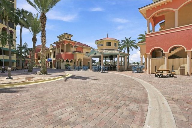 1729 El Dorado PKWY W, Cape Coral, FL 33914