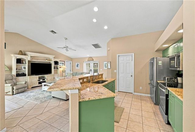 1729 El Dorado PKWY W, Cape Coral, FL 33914