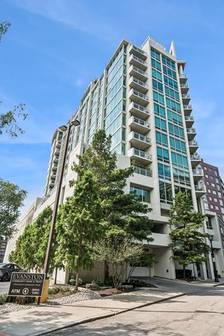 1570 Elmwood Avenue 1010, Evanston, IL 60201