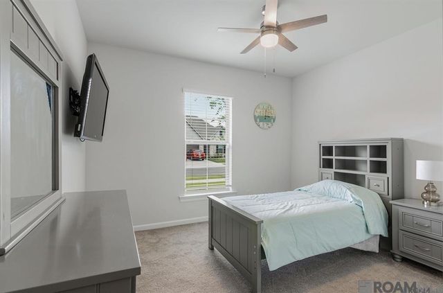 39110 Forestwood Ave, Gonzales, LA 70737