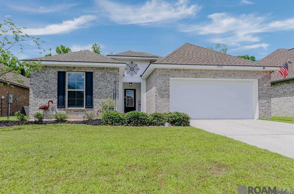 39110 Forestwood Ave, Gonzales, LA 70737