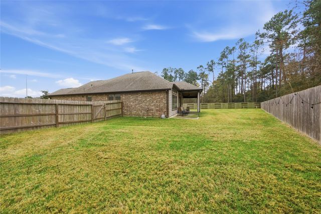 9038 Cimarron River Lane, Magnolia, TX 77354