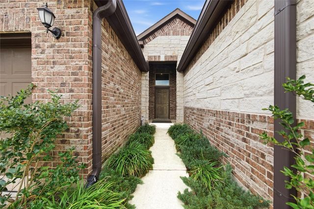 9038 Cimarron River Lane, Magnolia, TX 77354