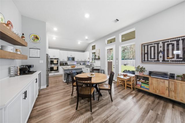 9038 Cimarron River Lane, Magnolia, TX 77354