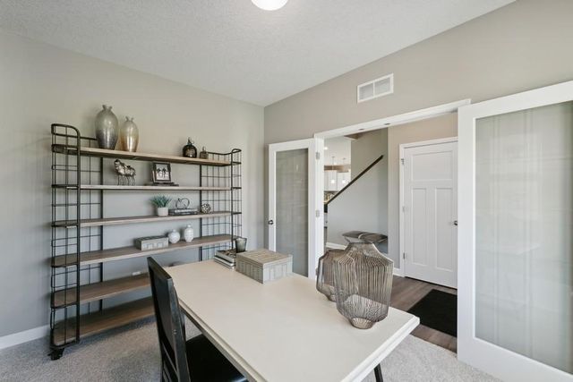 10897 Henslowe Avenue S, Cottage Grove, MN 55016