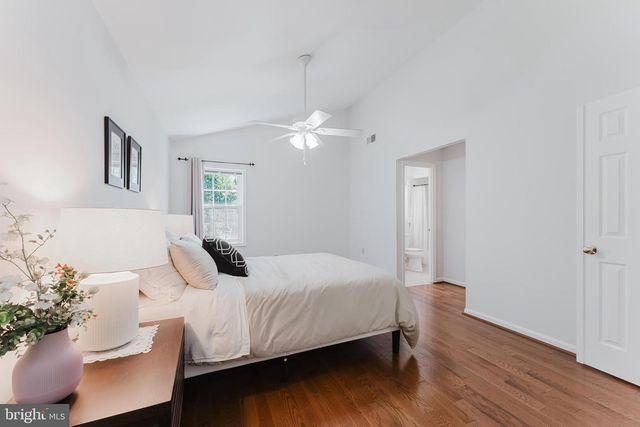 9203 BYRON TER, Burke, VA 22015