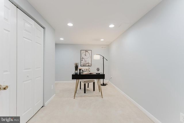 9203 BYRON TER, Burke, VA 22015