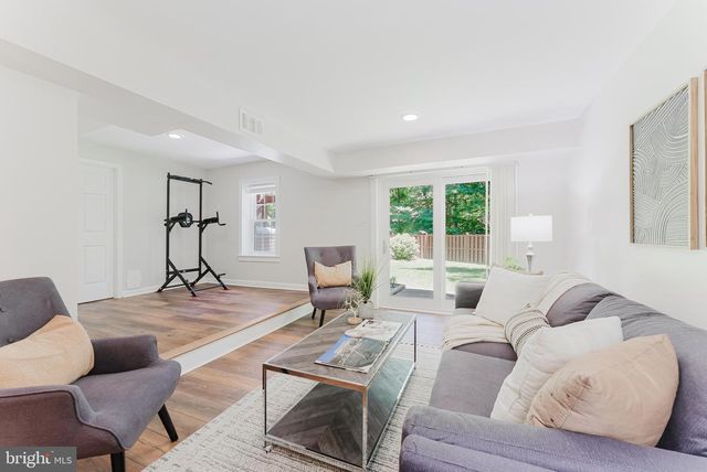 9203 BYRON TER, Burke, VA 22015